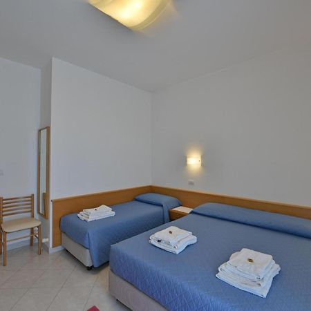 Residence Mariavittoria Lido di Jesolo Ngoại thất bức ảnh