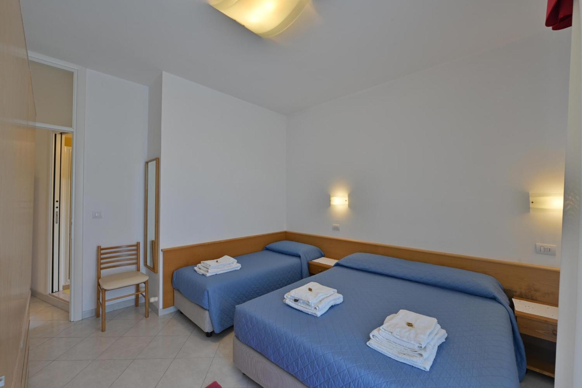 Residence Mariavittoria Lido di Jesolo Ngoại thất bức ảnh